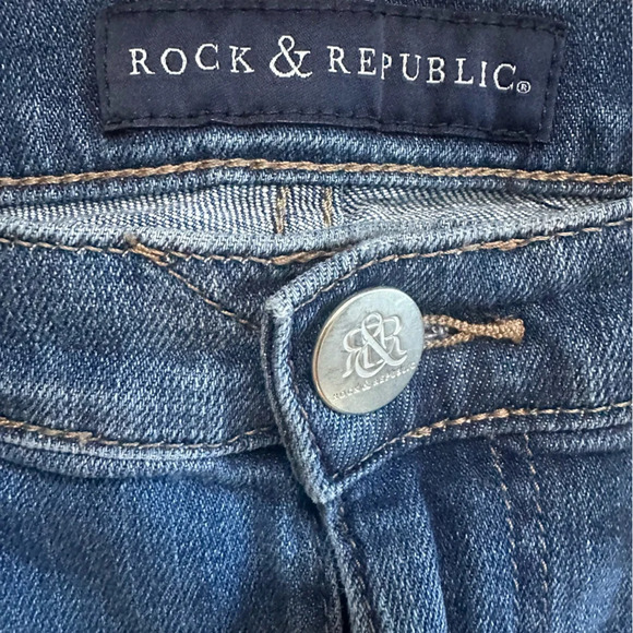 Rock & Republic Jeans Kashmiere Ankle Blue Denim Distressed Star
Patches Size 4 - Picture 5 of 13